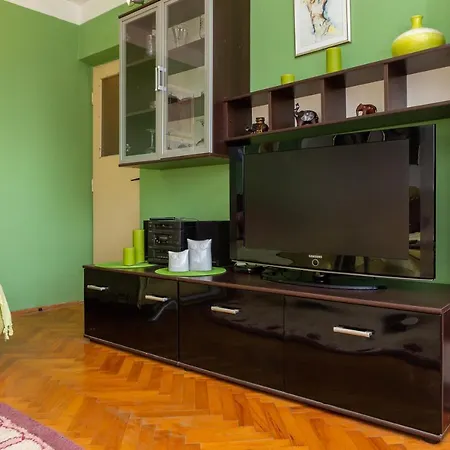 Apartment Edita - In Town Centre *